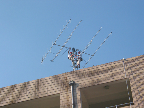 超短波天線調(diào)試 通訊設(shè)備的關(guān)鍵一環(huán)